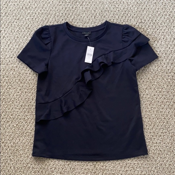 Ann Taylor Tops - Ann Taylor short sleeve with ruffle front XS NWT